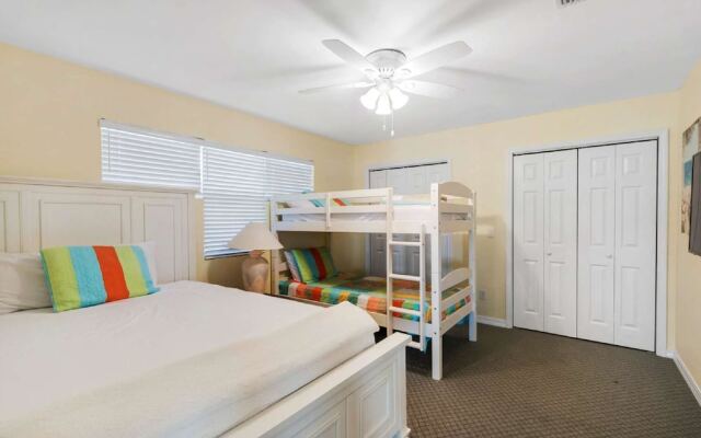 Barefoot Beach Retreat 3 Bedroom Apartment