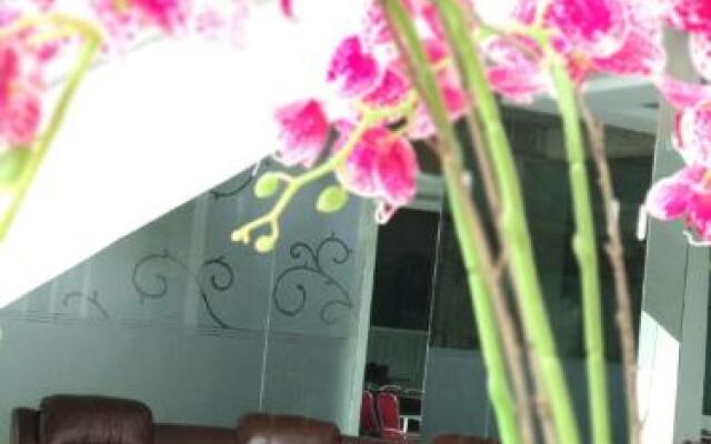 Golden Rich 88 Hotel
