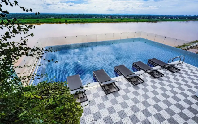 One Riviera Hotel and Residences