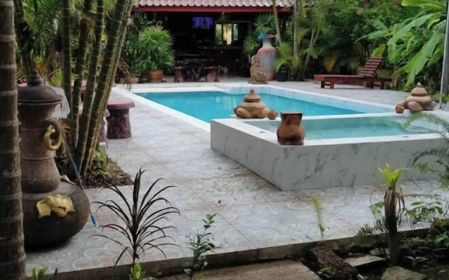 OYO Ban Elephant Blanc Apartment