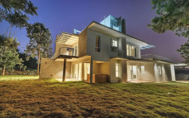 Royal County Villa by Stayjadeprojectorjacuzzi