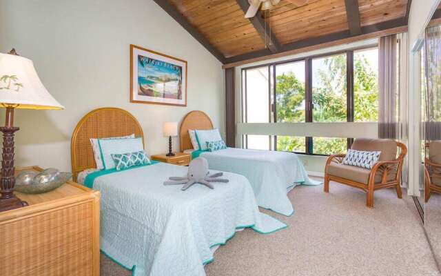 Surf & Racquet Club #6-303