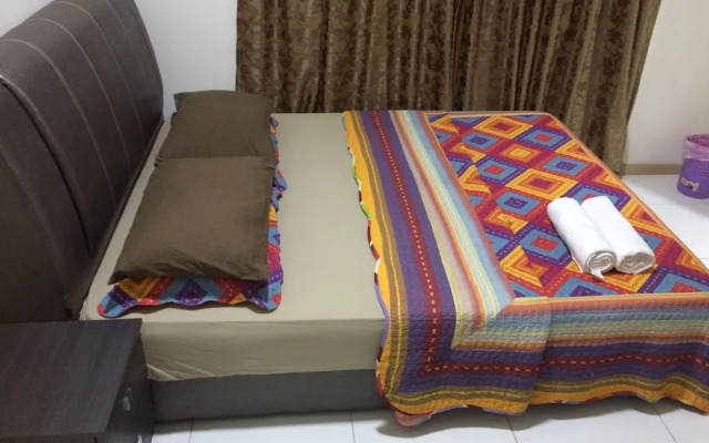 Lawang Suite Basic Roomstay