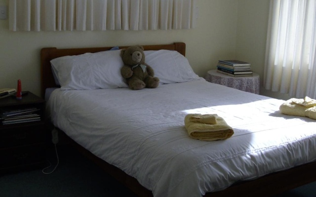 Seaview Bed & Breakfast – Guest Rooms – Ohope