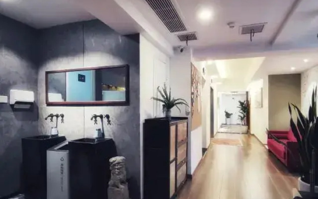 Tiny Spot Hostel