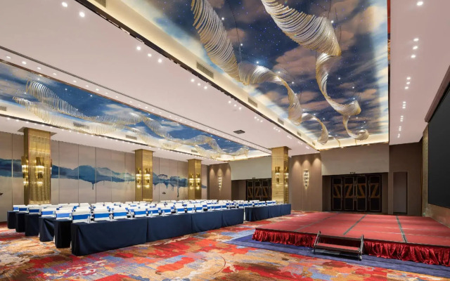 Headquarter International Hotel