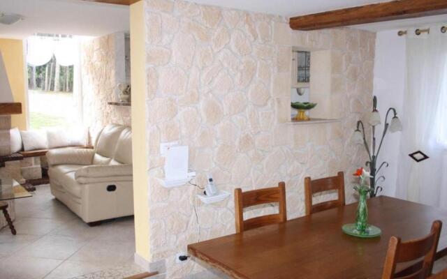 Gîte Monétay-sur-Allier, 3 pièces, 4 personnes - FR-1-489-110