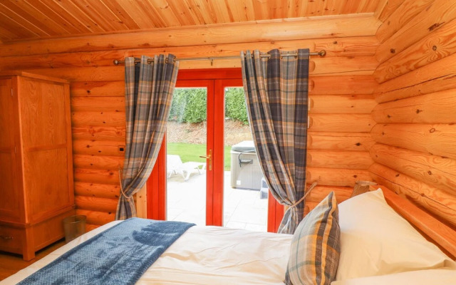 Maple Lodge