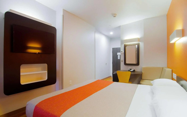 Motel 6 Midland, TX