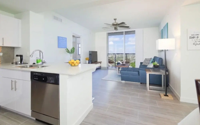Luxury Condos at Hollywood Beach