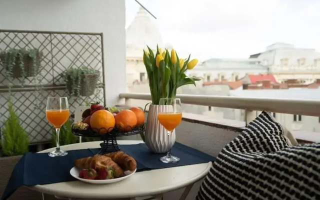 Pop Art Flat - Bright 2BR near the Old Town