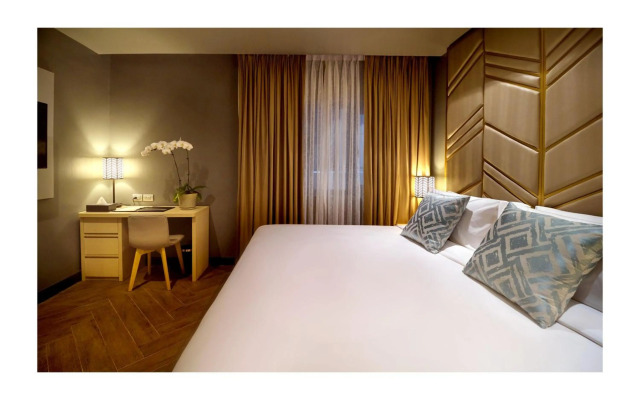 Summit Hotel Greenhills