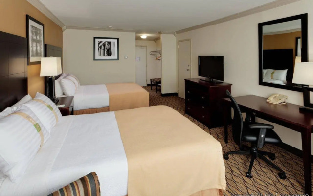 Mitchell Executive Hotels-Fort Lee