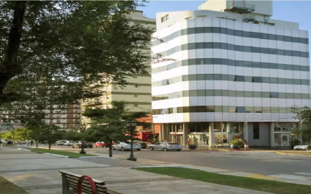 Plaza Suites Campana