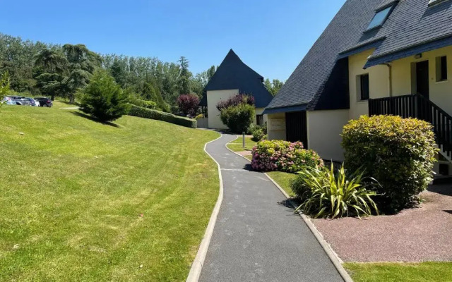 Studio cozy, vue sur le golf Houlgate