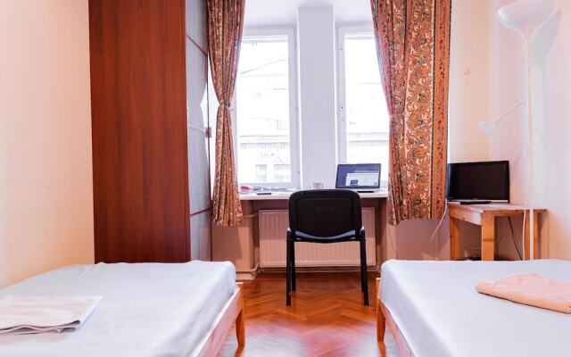 Cozy Place at the Admiralty