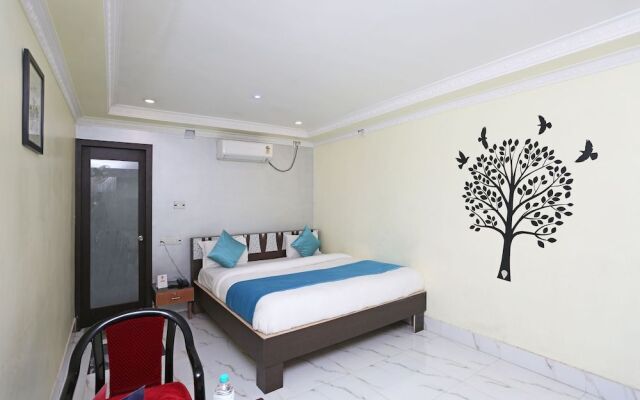 OYO Flagship 5716 Hotel Krishna