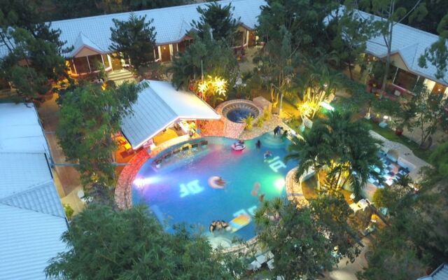 Deep Forest Garden Hotel