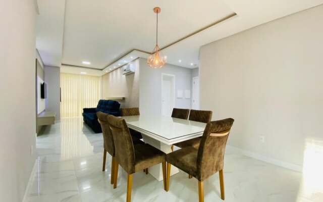 Apartamento 2 Quartos com Piscina 798