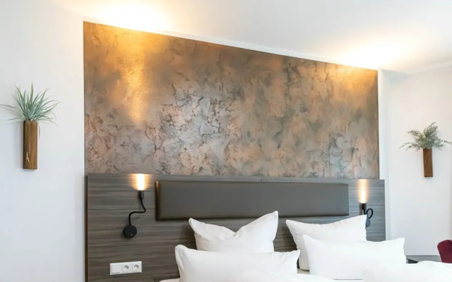 Central Hotel & Lounge Adult Only