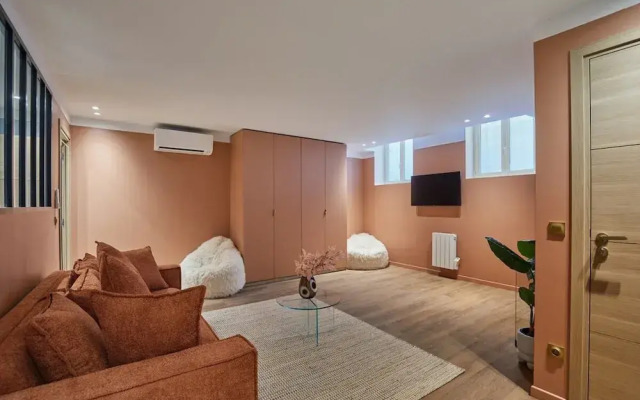 Superb AC Apartment Center of Paris