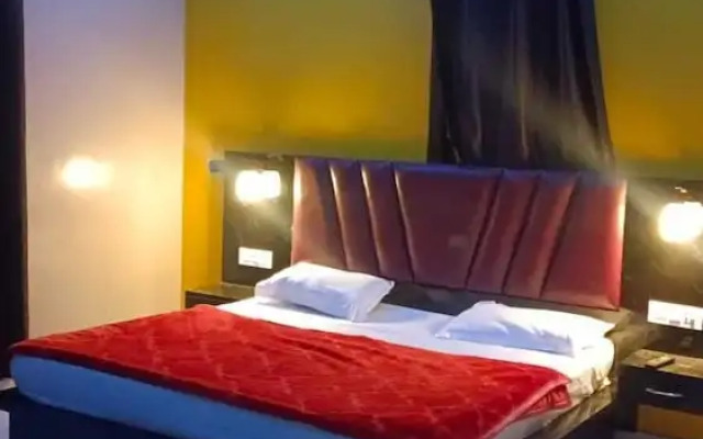 The Crown Hotel