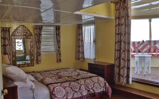 Dahabiya Nile Cruises - Private Boat - All-Inclusive