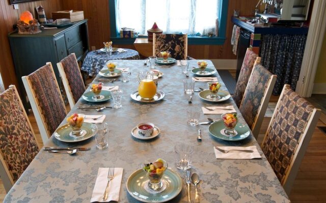 Turquoiz Café, Gîte et Galerie d'Art