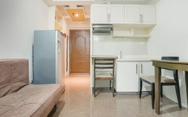 OYO 401 Ridgewood Tower