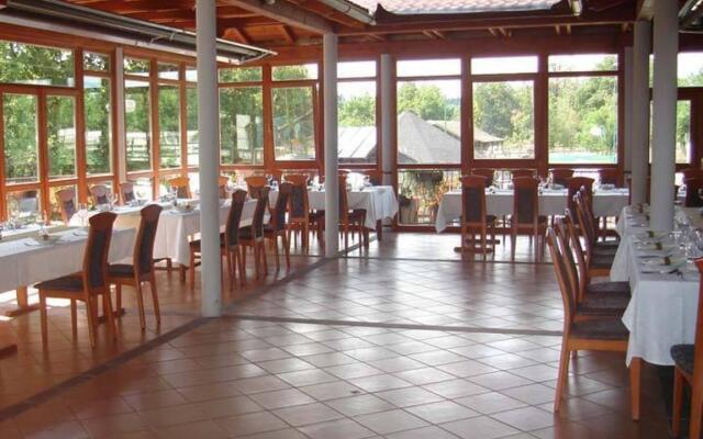Hotel Kanu - Resort & Caravanning