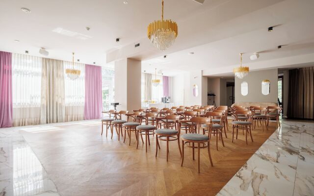Hotel Cristal Park