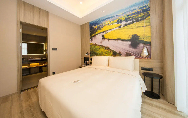 Atour Hotel (Chongqing Hongyadong Riverside)