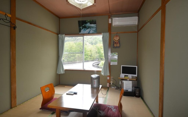 Drive Inn Keigetsu – Guest Rooms – Towada