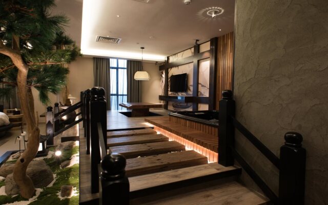 Vangohh Eminent Hotel & Spa