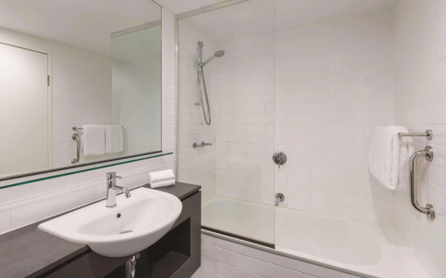 Vibe Hotel Darwin Waterfront