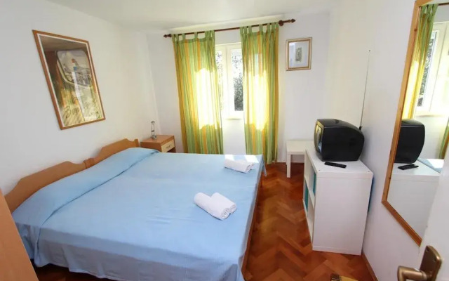 Apartment Maestral