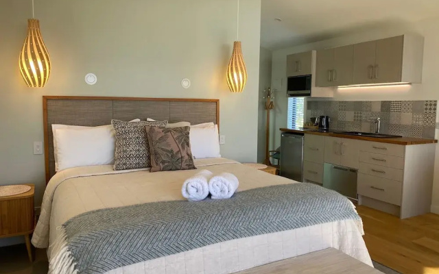 The Bay House Beachfront Accommodation
