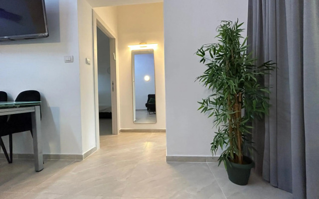 Royal Park - Paul's Place