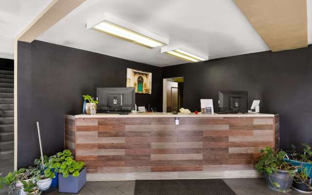 Americas Best Value Inn Lincoln Airport