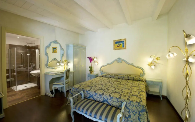 Viktoria Palace Hotel