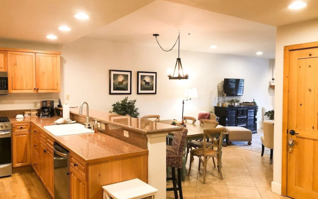 Bear Creek Lodge 111a 1 Bedroom Condo by Alpine Lodging Telluride