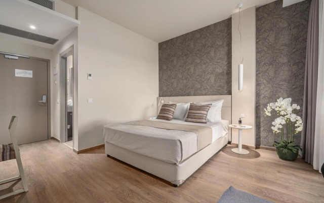 Ammon Zeus Luxury Beach Hotel