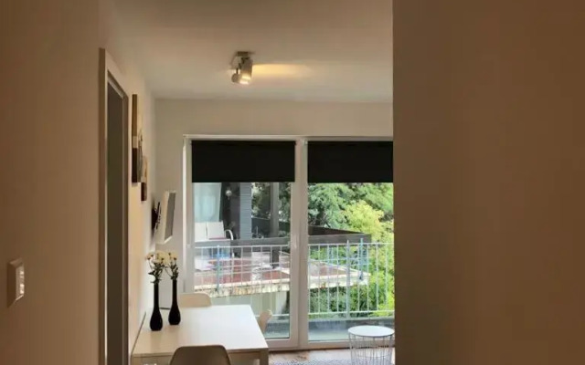Moderne Wohnung mit Bergsicht