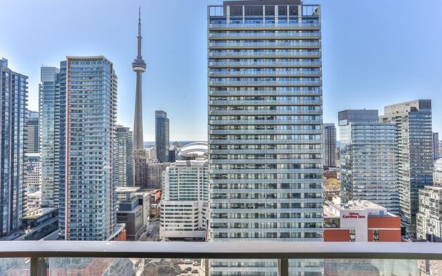 Noel Suites- Peter and Richmond St West
