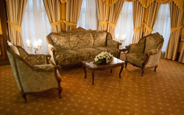 Hotel Casa Capsa