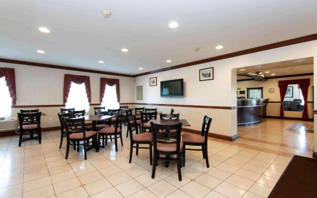 Quality Inn & Suites Quakertown - Allentown