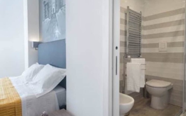 Отель Toledo one