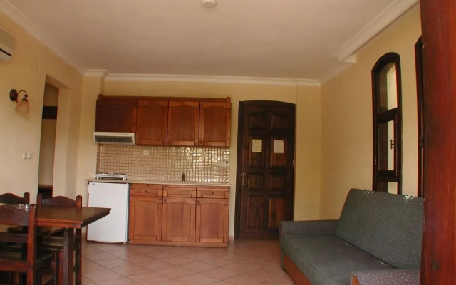 Club Turquoise Apartments