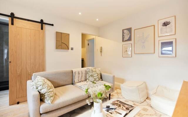 The North Notting Hill Crib Bright 1bdr Flat