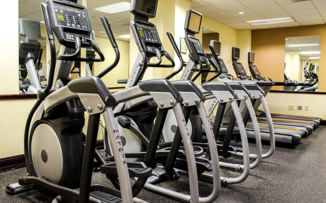 Crowne Plaza Cleveland Airport by IHG